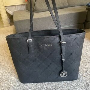 Michael Kors black leather tote purse